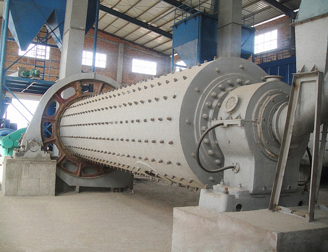 Ball mill commonly used three kinds of feeding device